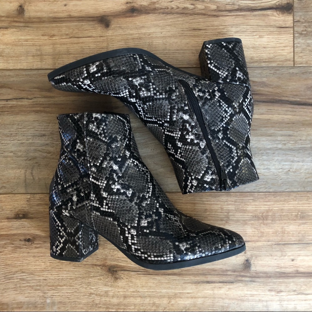 Madden Girl Dafni Black Snakeskin Bootie